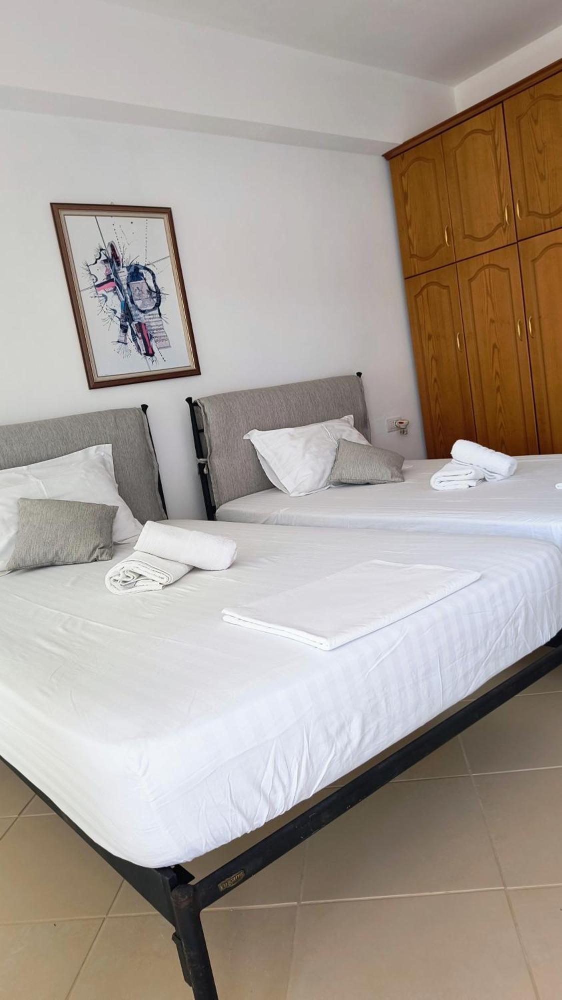 Polyxeni Apartments & Rooms Qeparo Extérieur photo