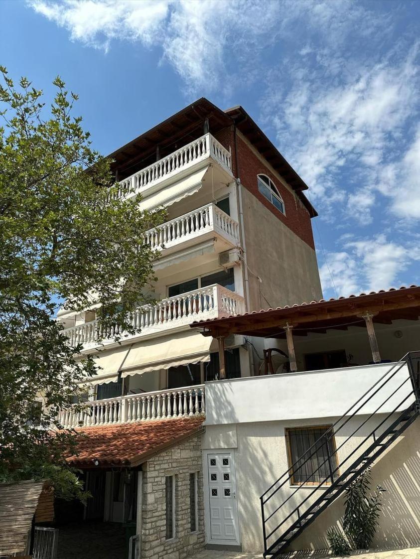 Polyxeni Apartments & Rooms Qeparo Extérieur photo